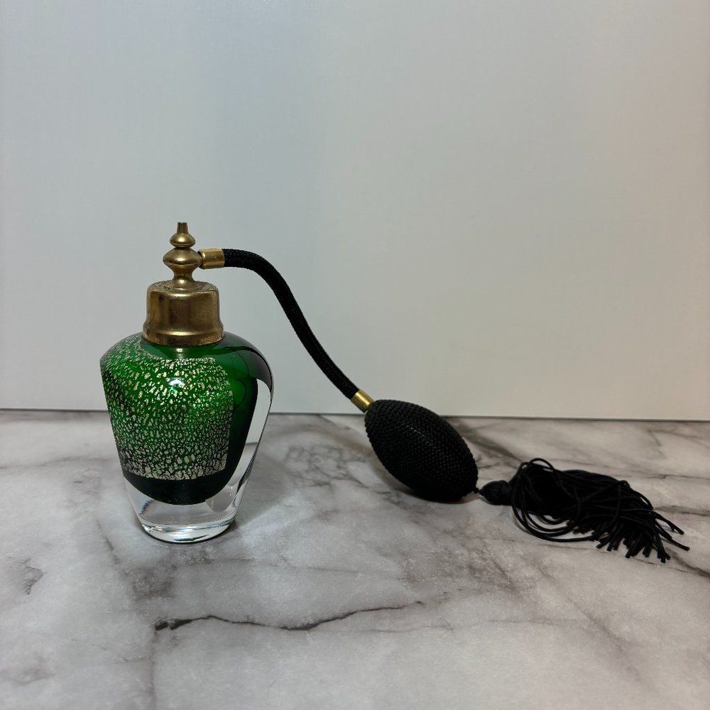 Vintage Art Retro Deco Perfume Spray Bottle Green w/ Atomizer & Black Bulb